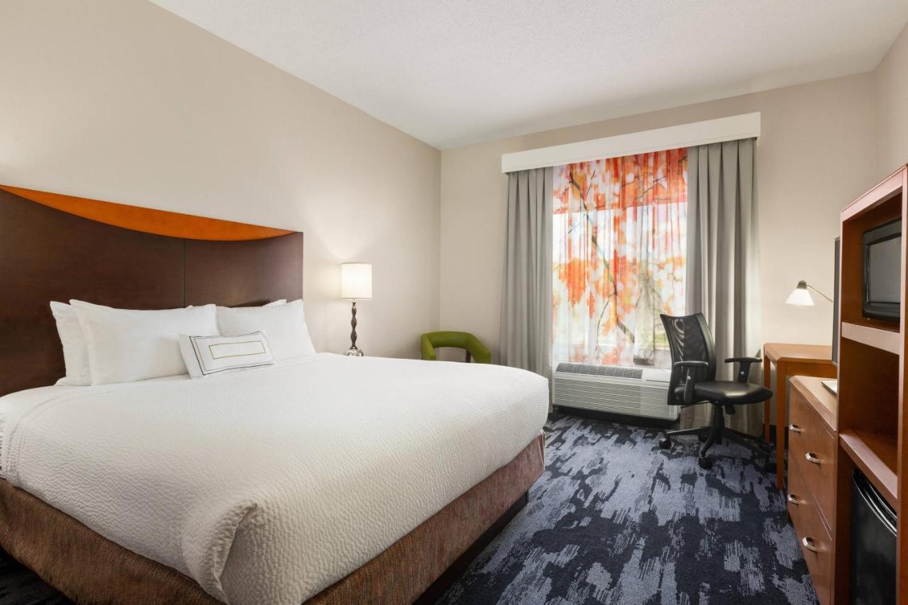Fairfield Inn & Suites Jacksonville West/Chaffee Point Екстер'єр фото
