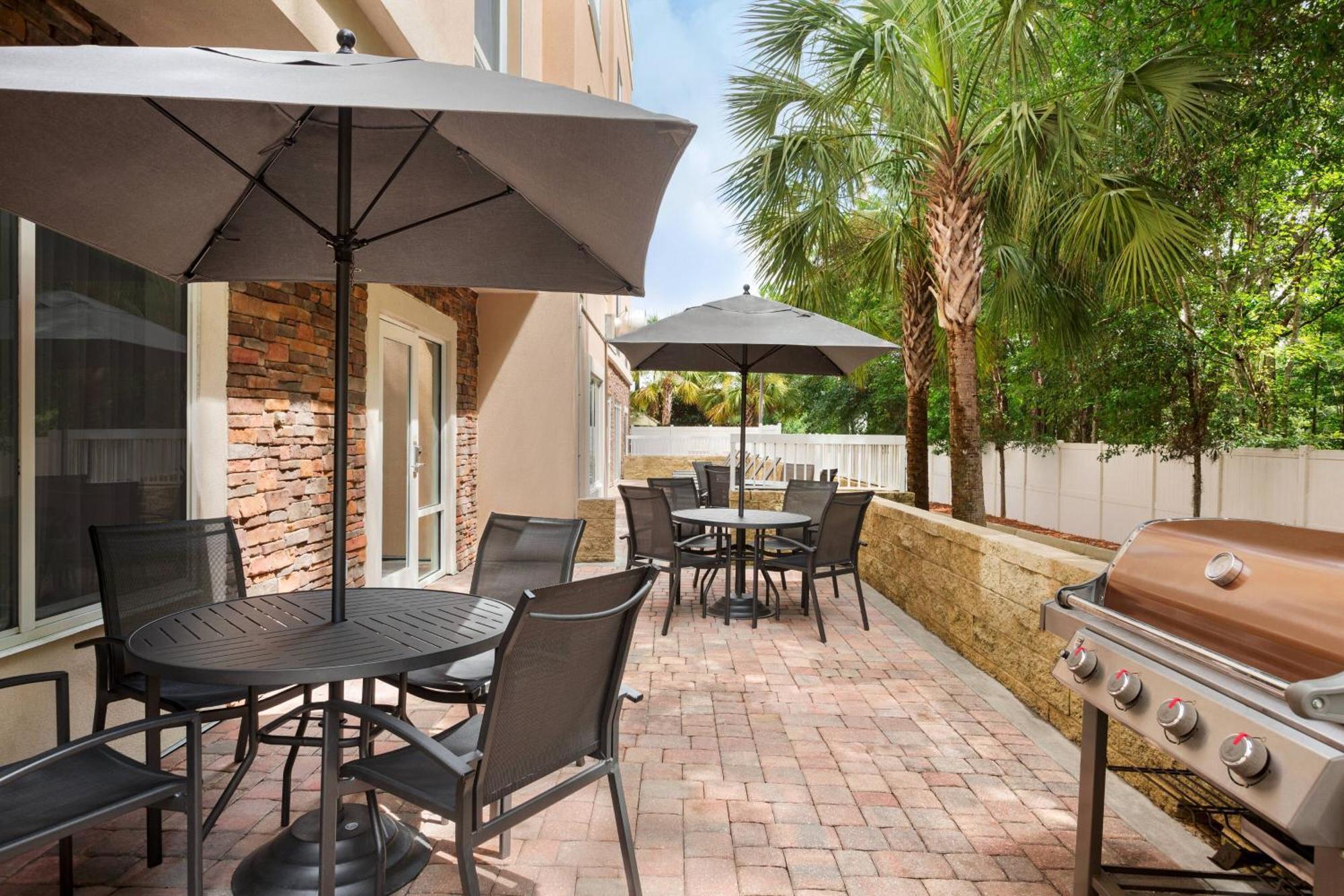 Fairfield Inn & Suites Jacksonville West/Chaffee Point Екстер'єр фото