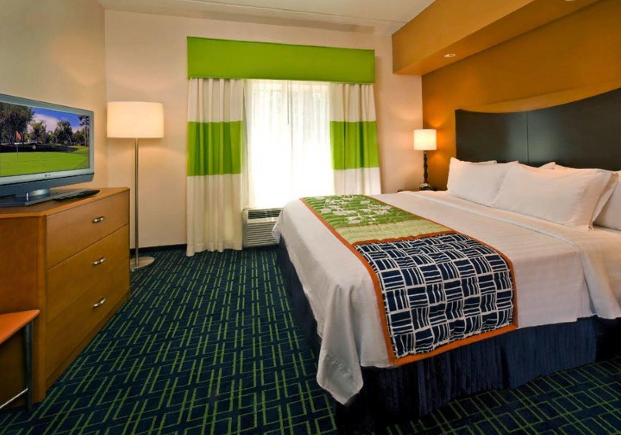 Fairfield Inn & Suites Jacksonville West/Chaffee Point Номер фото